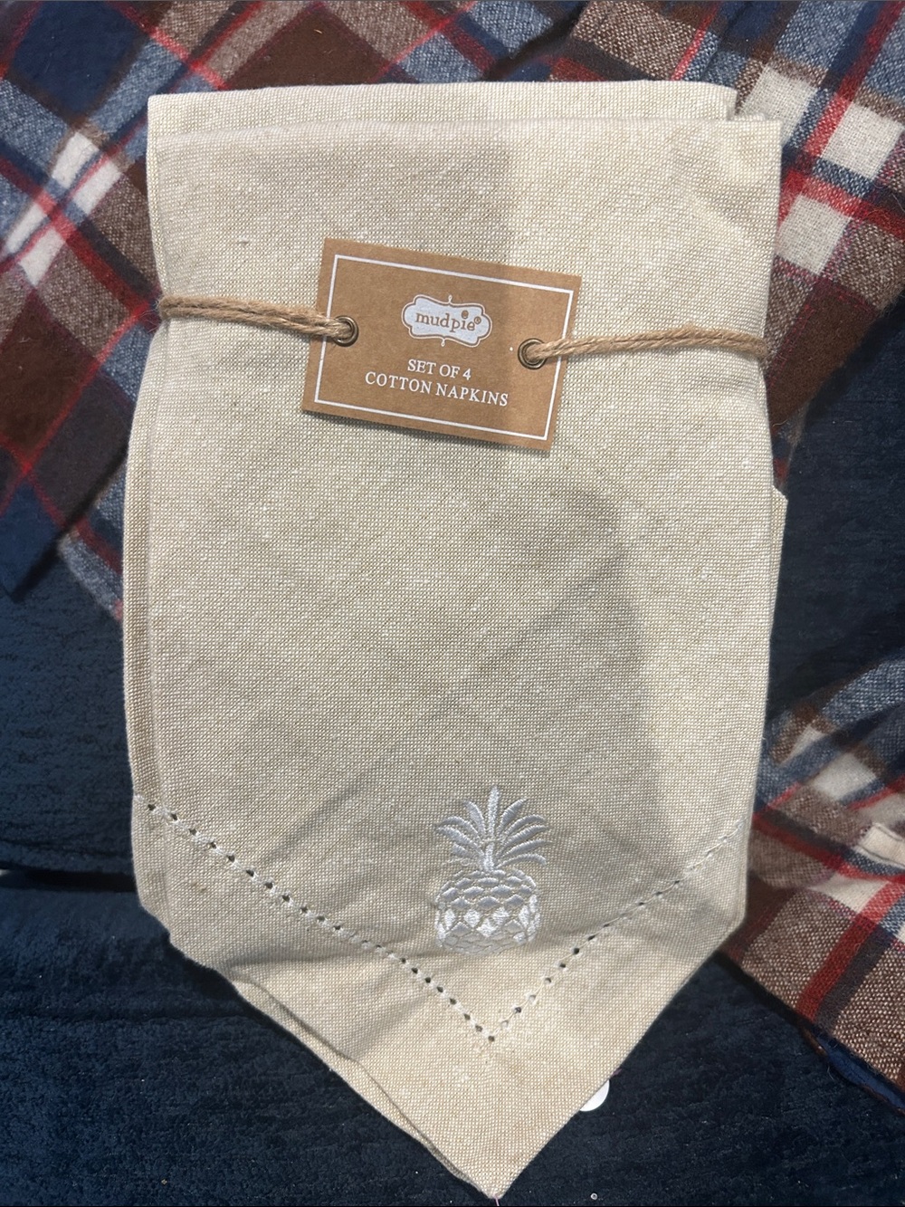 Mud Pie Cream Cotton Napkins Set with Pineapple Embroidery